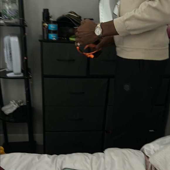 Tan Weezer ‘23 tour sweatshirt (UNISEX) - Picture 2 of 9